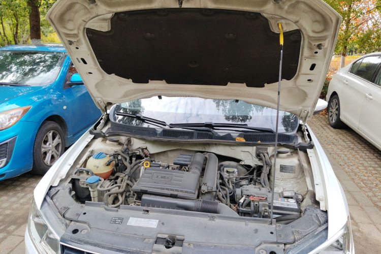 大众 宝来 2016款 230TSI 手动舒适型机舱底盘24