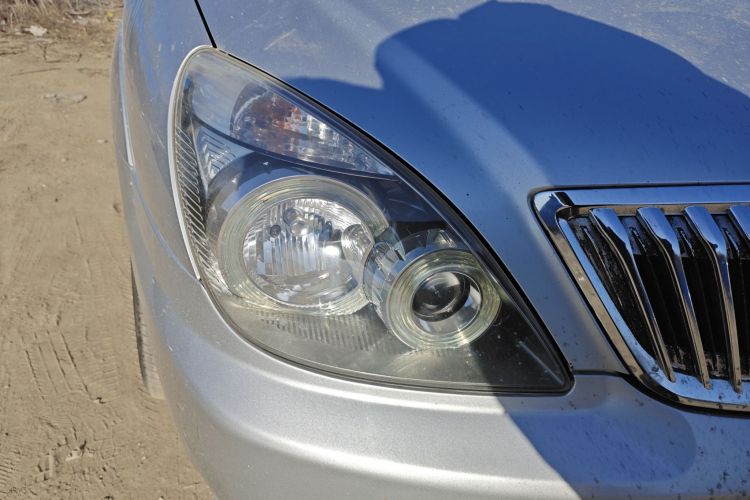 别克GL8 2006款 陆尊 3.0L CT 舒适版车身外观8