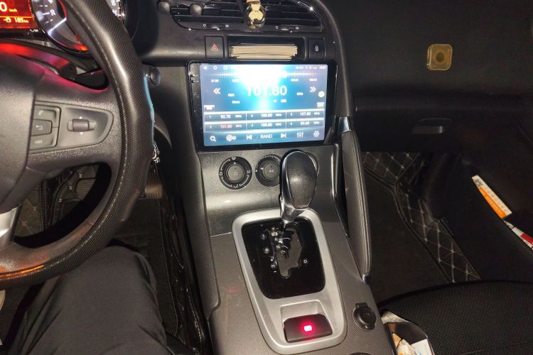 标致3008 2019款 350THP 自动领先版中控内饰16