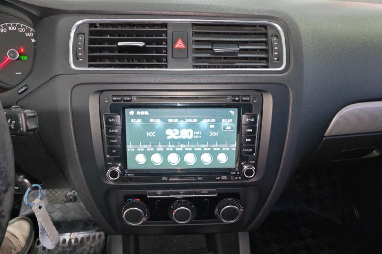 大众 速腾 2014款 改款 1.6L 自动舒适型局部细节16