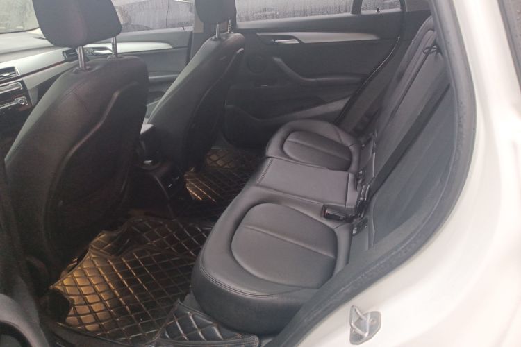 宝马X1 2016款 sDrive18Li 时尚型中控内饰21