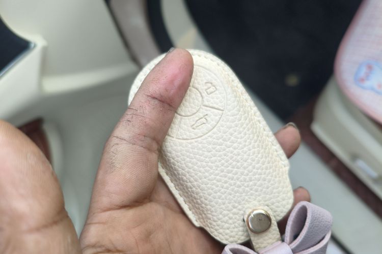 欧拉好猫 2023款 401km标准续航 豪华型 磷酸铁锂中控内饰11