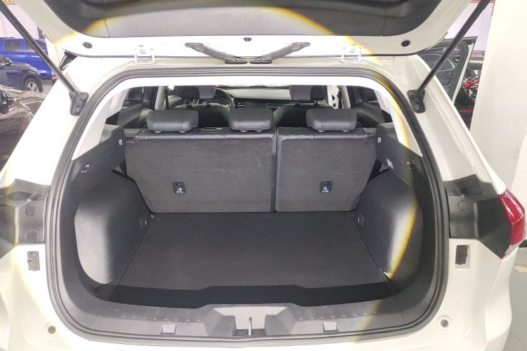 哈弗H6 2020款 1.5GDIT 自动铂金豪华版机舱底盘23