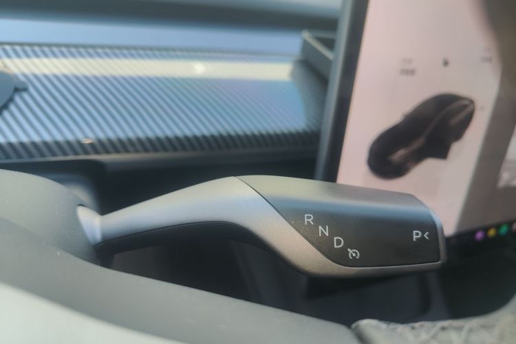 特斯拉 Model 3 2022款 Performance高性能全轮驱动版中控内饰18