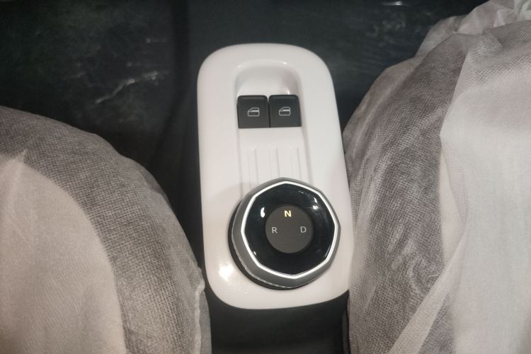 吉利银河 熊猫 2025款 210km 元气熊中控内饰18