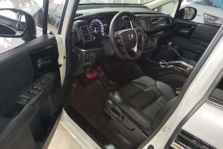 本田 艾力绅 2019款 2.0L 混动豪华版中控内饰7003