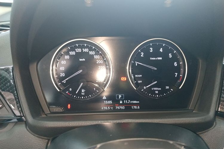 宝马X1 2018款 sDrive20Li 领先型中控内饰14