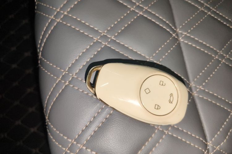 零跑汽车 零跑T03 2021款 400舒享版中控内饰11