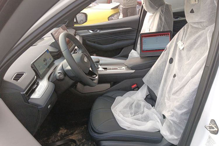 吉利汽车 星瑞 2025款 东方曜 1.5TD 昆仑版中控内饰19