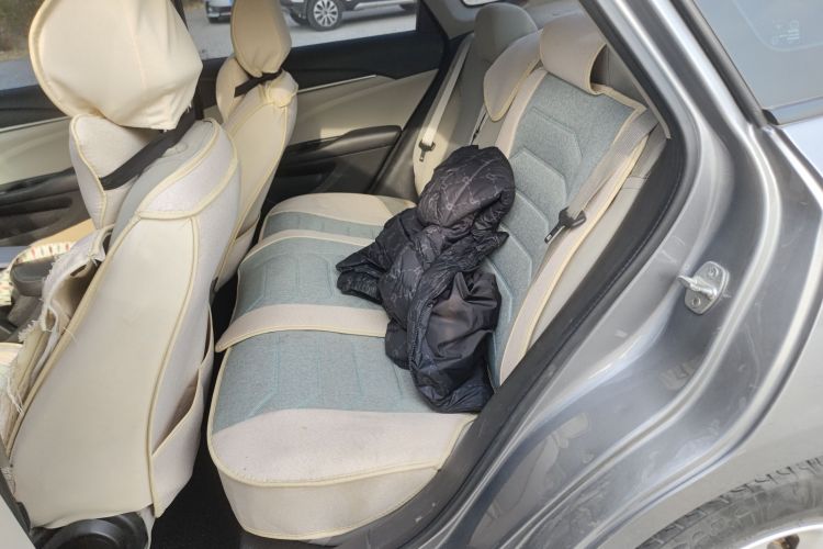 别克 英朗 2018款 15T 双离合进取型 国V中控内饰21