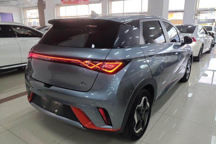 比亚迪 海豚 2021款 405km 时尚版车身外观7