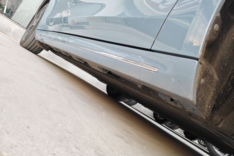 鸿蒙智行 智界S7 2024款 Pro 后驱长航版局部细节9001