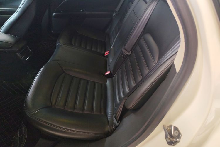 福特 蒙迪欧 2013款 1.5L GTDi180时尚型中控内饰21