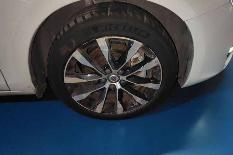 沃尔沃S60 2019款 S60L 改款 T5 智进进阶版车身外观10