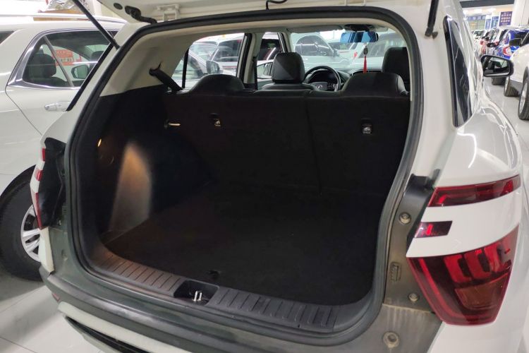 北京现代ix25 2020款 1.5L CVT GLS智能型局部细节23