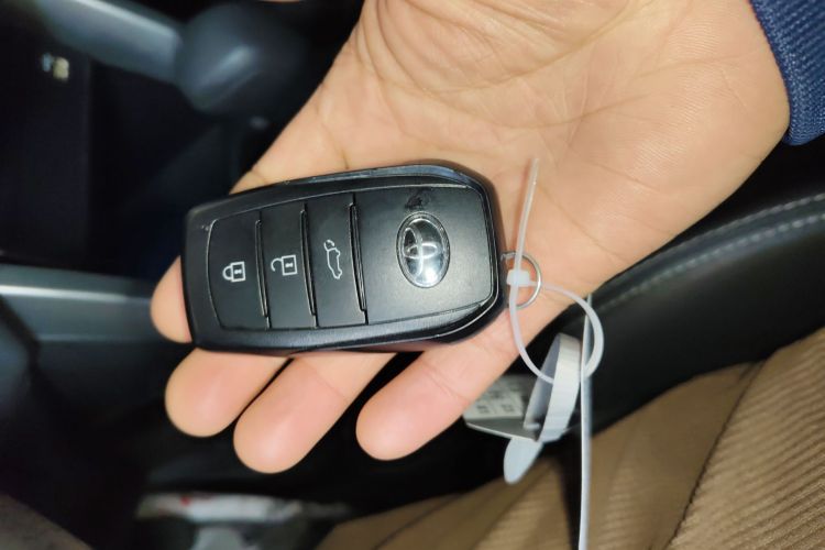 丰田 锋兰达 2022款 2.0L CVT豪华PLUS版中控内饰7001