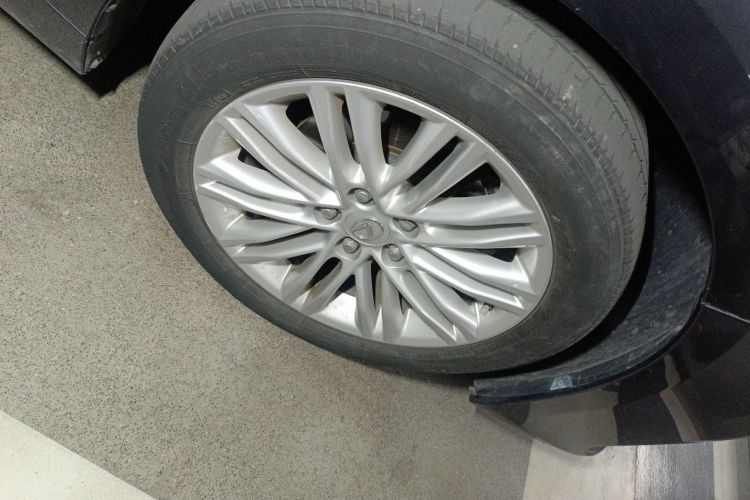 雷克萨斯ES 2015款 200 精英版车身外观6007