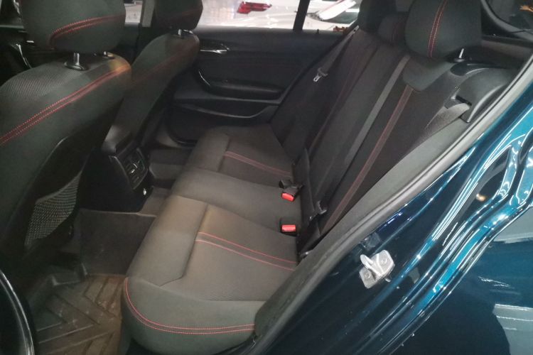 宝马1系(进口) 2015款 120i 运动设计套装中控内饰21