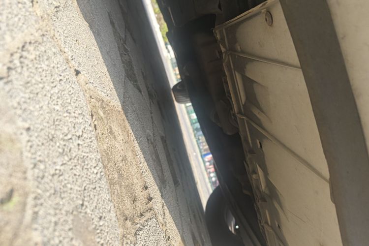 别克 君威 2015款 1.6T 领先技术型局部细节9008