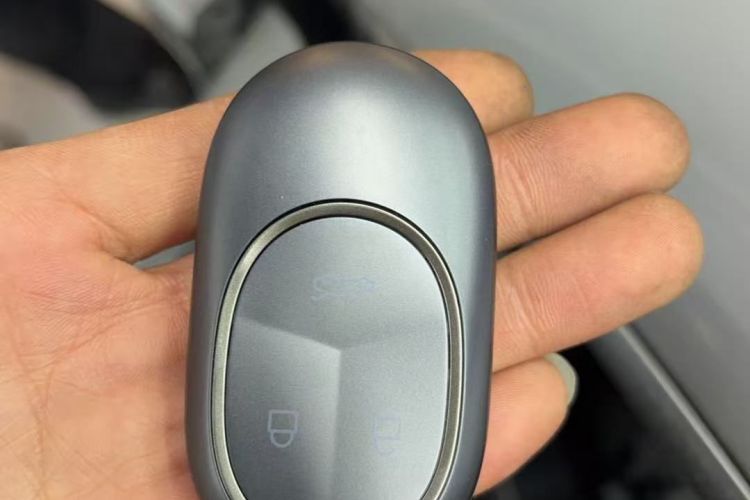 蔚来ET5 2022款 75kWh中控内饰11