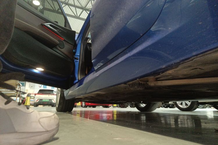 宝马1系 2020款 120i M运动套装局部细节9002