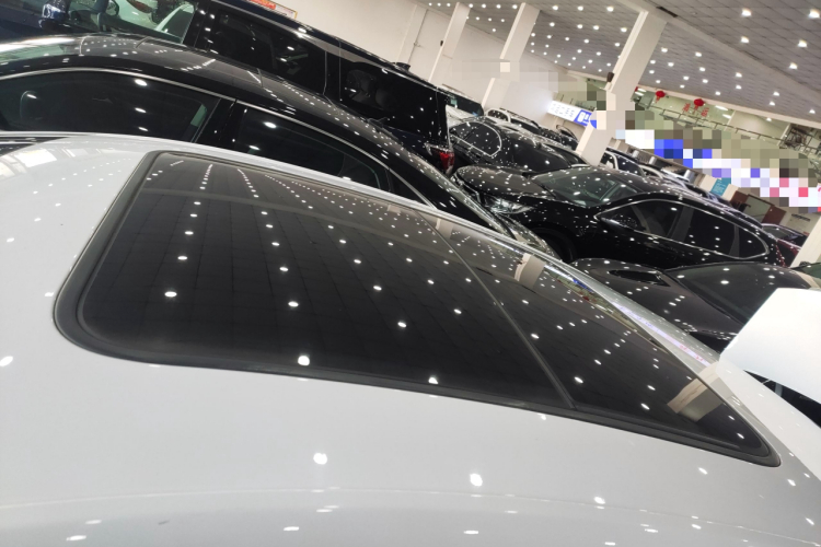 比亚迪 汉 2020款 DM 四驱性能版尊贵型局部细节57