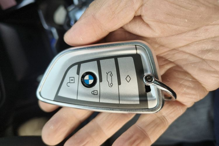 宝马2系(进口) 2021款 225i 四门轿跑车 M运动曜夜套装中控内饰7001