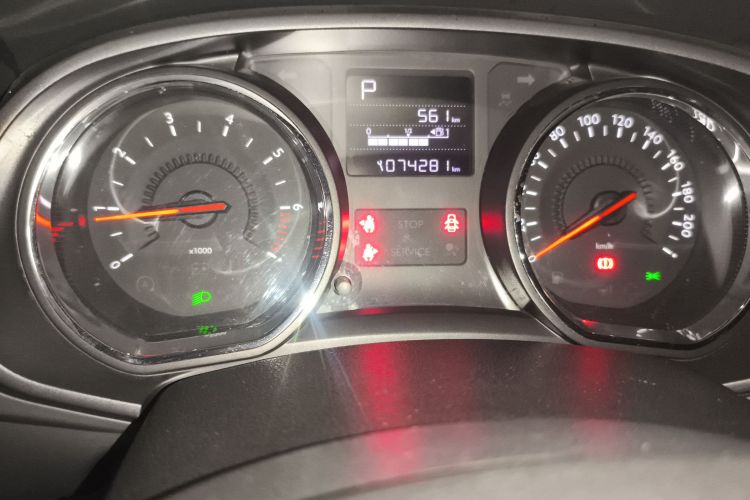 雪铁龙C3-XR 2018款 1.6L 自动先锋型局部细节14