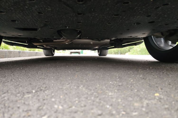 理想汽车 理想L9 2022款 Max局部细节9008