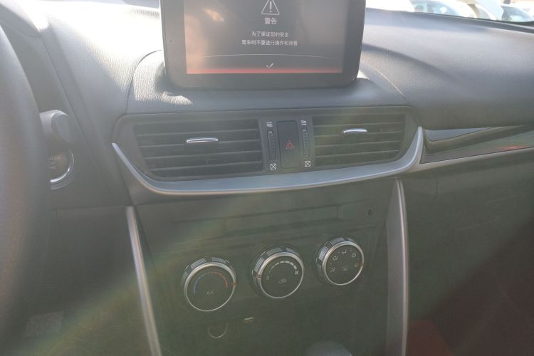 马自达CX-4 2018款 2.0L 自动两驱蓝天活力版 国V中控内饰16