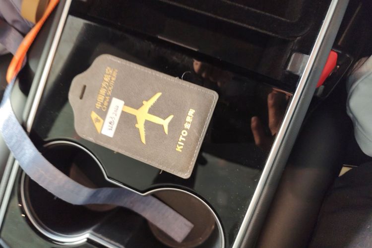 特斯拉 Model 3 2020款 长续航后轮驱动版中控内饰11