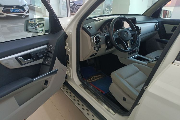 奔驰GLK级 2013款 GLK 300 4MATIC 动感天窗型中控内饰7003