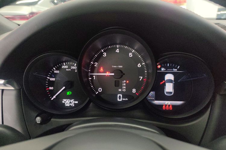 保时捷 2023款 Macan 2.0T中控内饰14