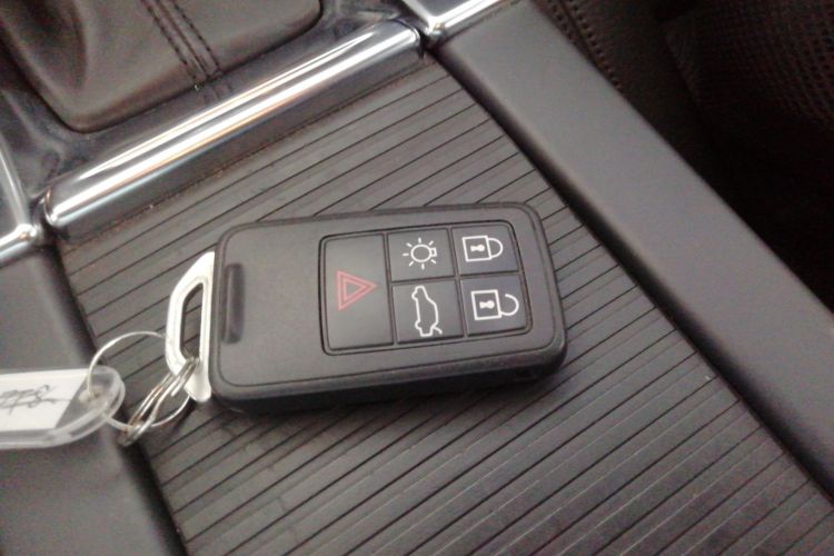 沃尔沃V60 2014款 T5 智逸版中控内饰11