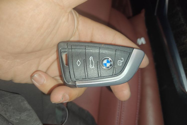 宝马3系 2021款 改款 325Li M运动套装中控内饰7001