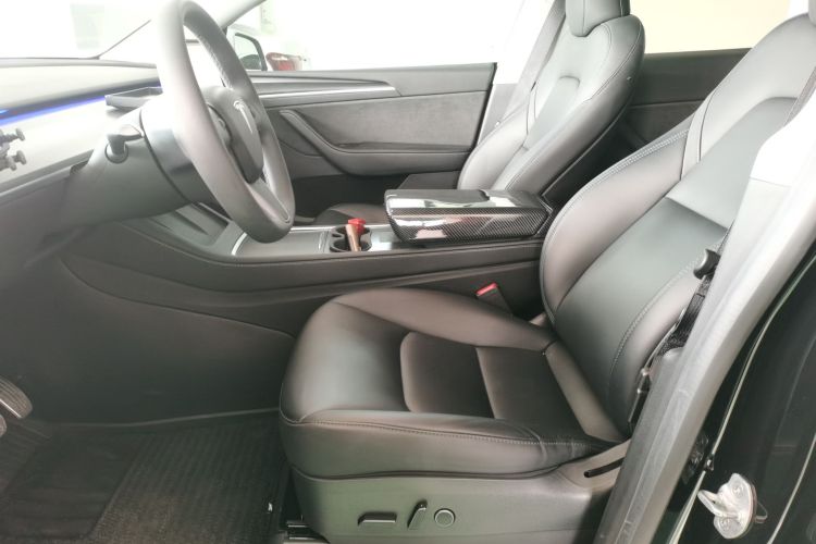 特斯拉 Model Y 2022款 改款 后轮驱动版局部细节19