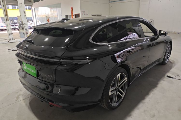 蔚来ET5T 2025款 冠军纪念版 100kWh Touring车身外观7