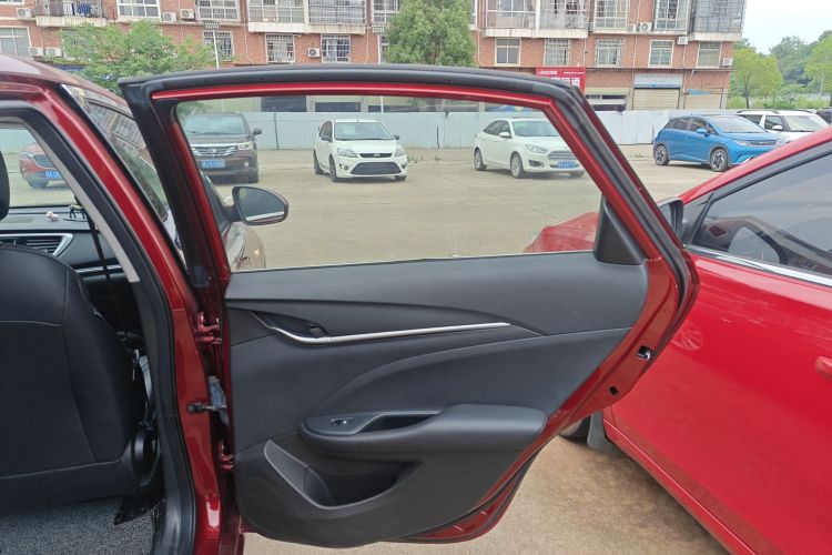 别克 英朗 2021款 改款 典范 1.5L 自动精英型中控内饰7006