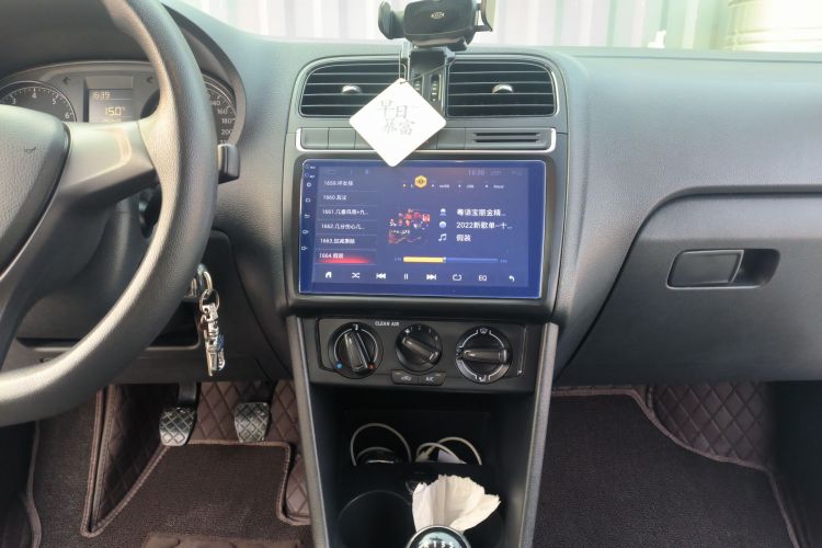 大众 Polo 2016款 1.4L 手动风尚型中控内饰16