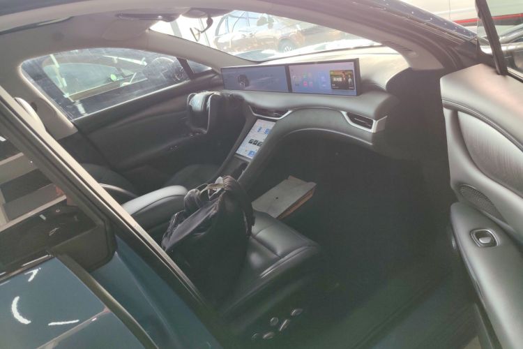 智己汽车 智己LS6 2025款 超强性能灵蜥智享版局部细节41