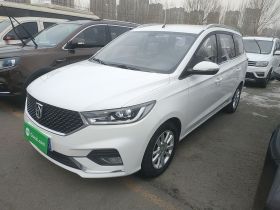 宝骏360 2019款 1.5L CVT精英型 国VI