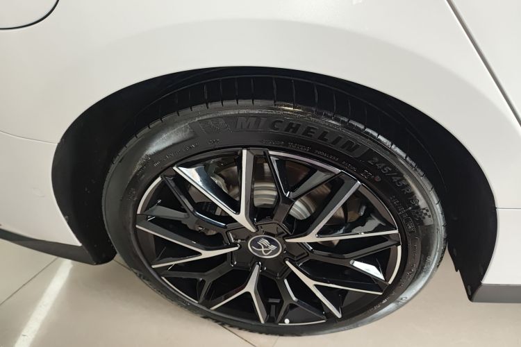 比亚迪 汉 2022款 EV 创世版 610KM四驱尊享型车身外观6008