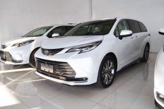 丰田 赛那SIENNA 2024款 2.5L混动 臻享尊贵版
