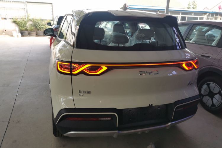 比亚迪 元UP 2025款 301KM 领航型车身外观6004