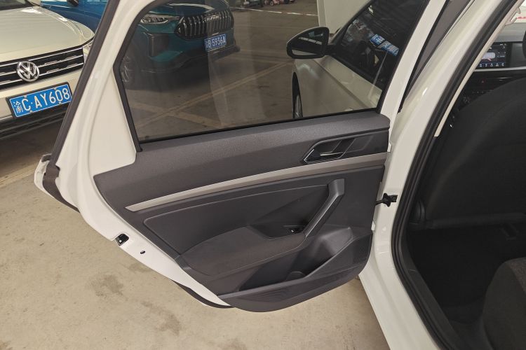 大众 朗逸 2022款 1.5L 自动风尚版中控内饰49