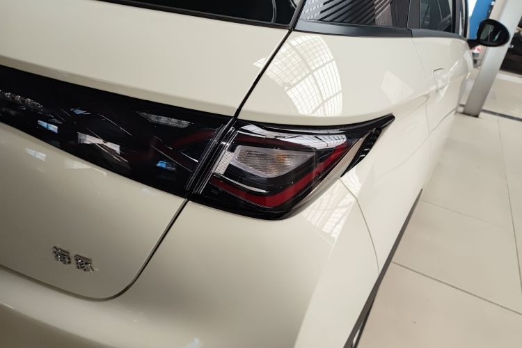 比亚迪 海豚 2025款 420km 自由版车身外观6006