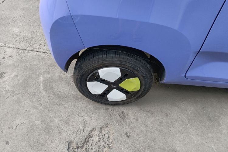 五菱汽车 宏光MINIEV 2022款 马卡龙绘色款 磷酸铁锂车身外观56