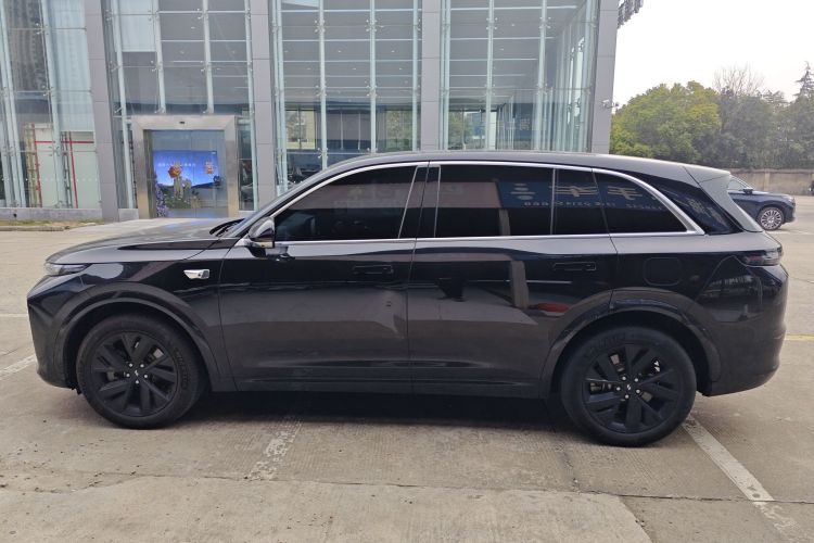 理想汽车 理想L7 2023款 Air车身外观4