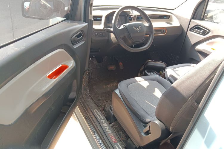 五菱汽车 宏光MINIEV 2020款 自在款 磷酸铁锂中控内饰20