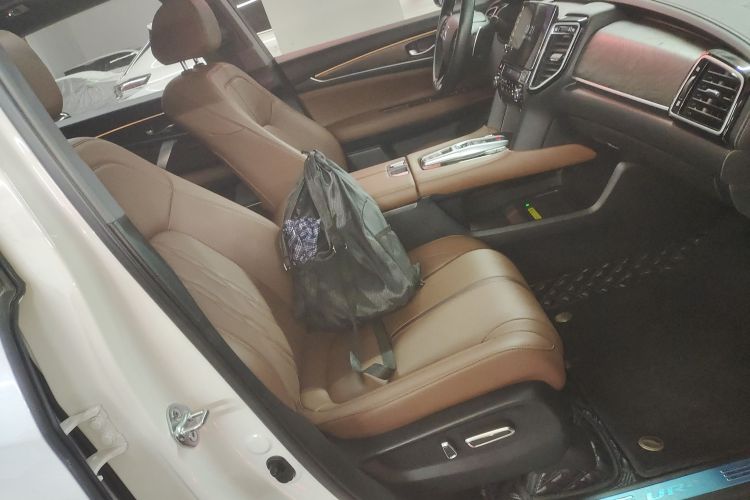 本田UR-V 2020款 370TURBO 四驱尊享版局部细节41